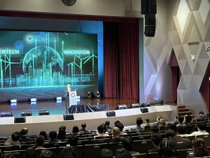 ออกบูธให้คำปรึกษาด้านการสนับสนุนทุน (1)