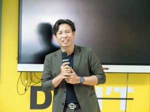 สวพ. มทร.ธัญบุรี ยินดีต้อนรับคณะศึกษาดูงานจากมหาวิทยาลัยสวนดุสิต