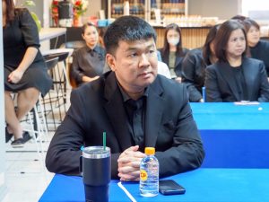 สวพ. มทร.ธัญบุรี ยินดีต้อนรับคณะศึกษาดูงานจากมหาวิทยาลัยสวนดุสิต