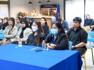 สวพ. มทร.ธัญบุรี ยินดีต้อนรับคณะศึกษาดูงานจากมหาวิทยาลัยสวนดุสิต