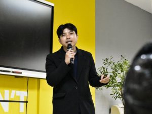 สวพ. มทร.ธัญบุรี ยินดีต้อนรับคณะศึกษาดูงานจากมหาวิทยาลัยสวนดุสิต