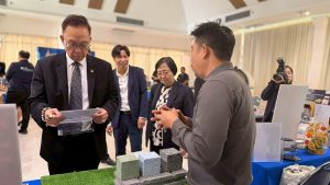 มทร.ธัญบุรี โชว์ศักยภาพนำเสนอ 22 ผลงานวิจัยเด่น "จากหิ้งสู่ห้าง"