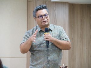 โครงการพัฒนาศักยภาพนักวิจัยสู่การขอรับรางวัลระดับชาติ และทุนสนับสนุนเพื่อการบริการวิชาการ