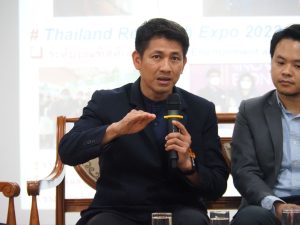 โครงการพัฒนาศักยภาพนักวิจัยสู่การขอรับรางวัลระดับชาติ และทุนสนับสนุนเพื่อการบริการวิชาการ