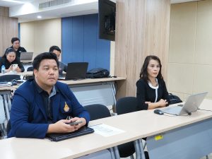 โครงการพัฒนาศักยภาพนักวิจัยสู่การขอรับรางวัลระดับชาติ และทุนสนับสนุนเพื่อการบริการวิชาการ