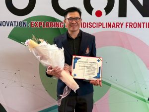 สวพ. มทร.ธัญบุรี ร่วมยินดี 3 นักวิจัยรุ่นใหม่ คว้า “รางวัลระดับดีมาก” จากเครือข่ายวิจัย “ประชาชื่น” ประจำปี 2568