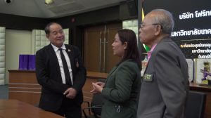 มทร.ธัญบุรี อนุญาตให้ใช้สิทธิผลงานวิจัย “ทรายเคลือบสารสกัดสะค้าน” มูลค่า 2 ล้านบาท ดันนวัตกรรมชีวภาพสู่ตลาดเชิงพาณิชย์