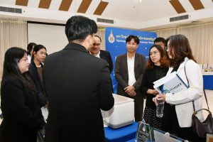 สวพ. มทร.ธัญบุรี ร่วมจัดแสดงผลงานวิจัยและนวัตกรรม 16 ผลงาน โชว์ศักยภาพต้อนรับการตรวจเยี่ยม EdPEx 2568