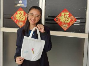 กิจกรรมส่งเสริมสุขภาพบุคลากร Art & Mindfulness : เพ้นท์สีบนกระเป๋าผ้า
