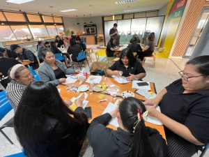 กิจกรรมส่งเสริมสุขภาพบุคลากร Art & Mindfulness : เพ้นท์สีบนกระเป๋าผ้า
