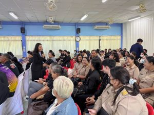 สวพ. มทร.ธัญบุรี ลุยอ่างทอง! ขับเคลื่อนงาน ววน. ยกระดับเศรษฐกิจชุมชนและห่วงโซ่คุณค่าด้วยนวัตกรรม